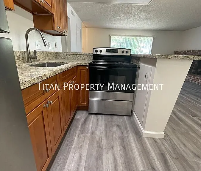 770 Carro Dr #1 — Photo 5