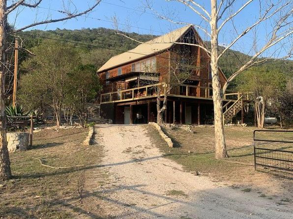 1450 Pine Mountain, Camp Wood, TX 78833