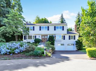 115 Charter Oak Rd, Fairfield, CT 06824