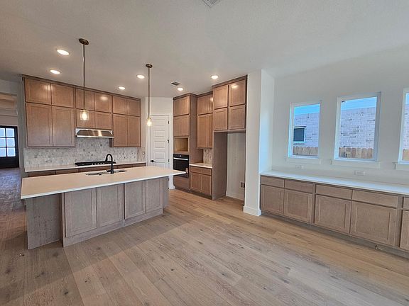 2nd image of 19608 Domino Champ Rd