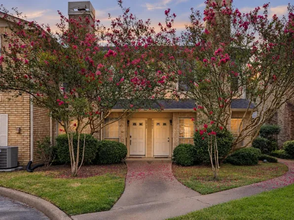 7575 Cambridge St APT 1701, Houston, TX 77054