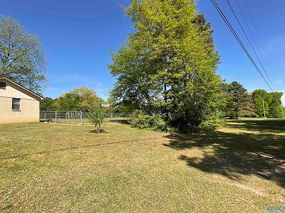 3rd image of 2520 Hulaco Rd