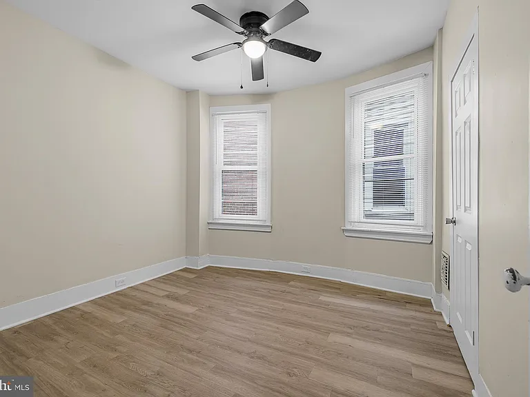 5723 Spruce St #2 — Photo 13
