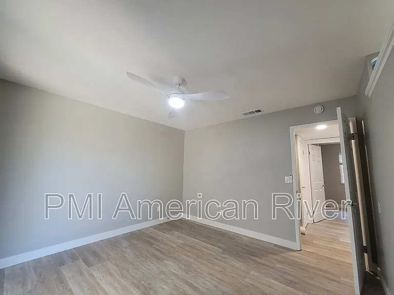 9275 Defiance Cir — Photo 11