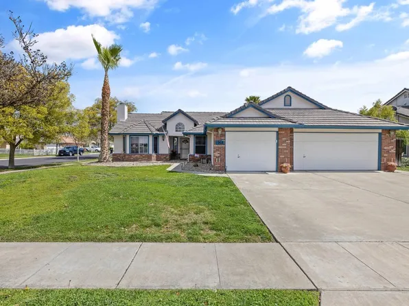 1068 Hanover Ave, Lemoore, CA 93245