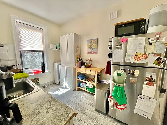 Rented by Keller Williams NYC | media 27