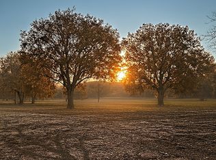 647 County Road 4642, Trenton, TX 75490