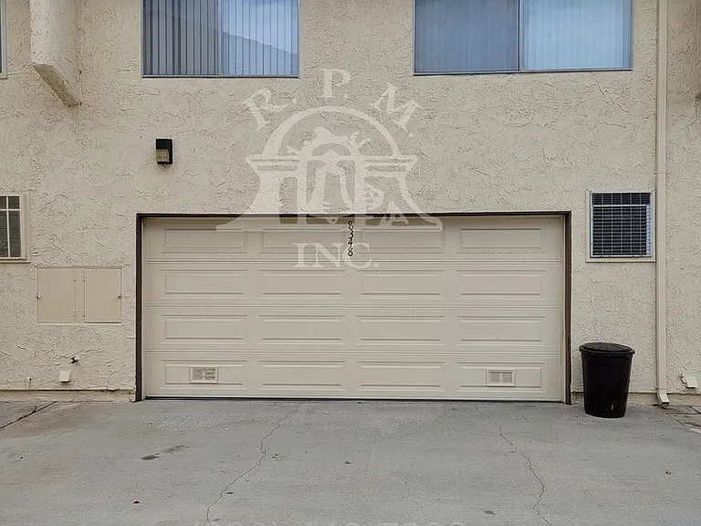 8348 Rush St — Photo 17