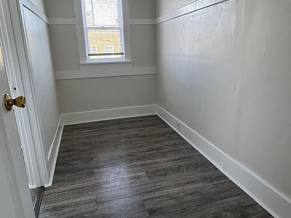 5th image of 1445 Elm Ave #1449A