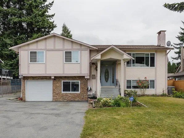 9298 Cinnamon Dr, Surrey, BC V3V 1V2
