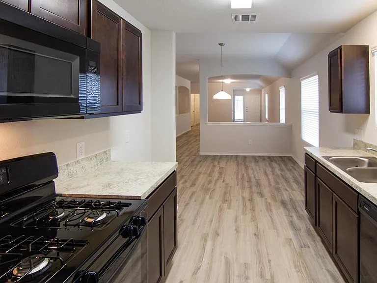 6303 Austinville Ln — Photo 3