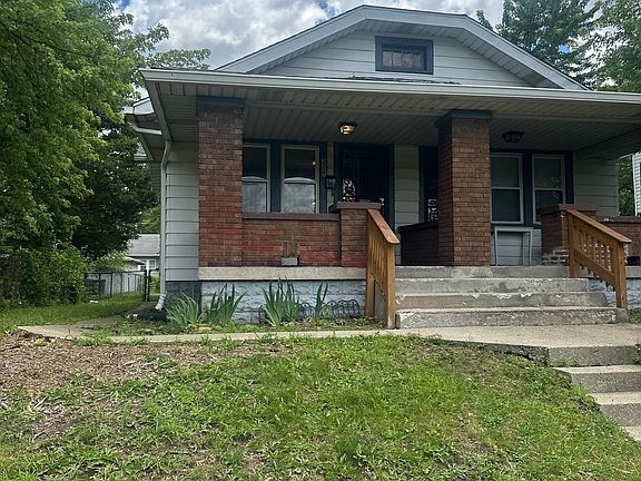 3rd image of 2227 E Riverside Dr #2227