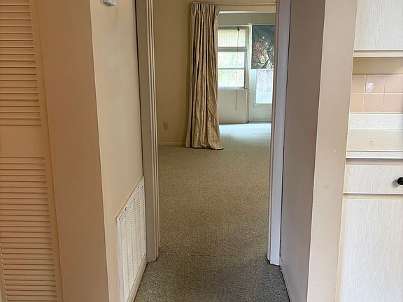 5th image of 400 El Camino Dr APT 114