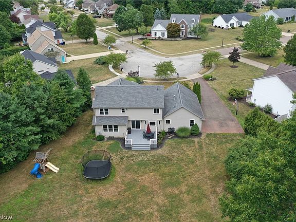 4th image of 212 Ravenshollow Dr