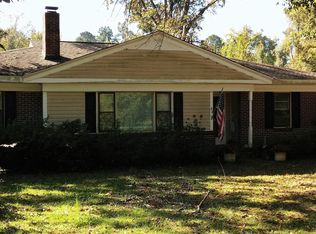 98 Warren St, Barnwell, SC 29812