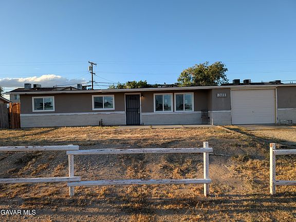 3rd image of 8711 Aspen Ave