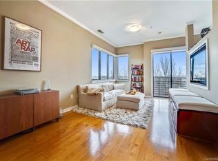 525 E 6th St UNIT 415, Charlotte, NC 28202
