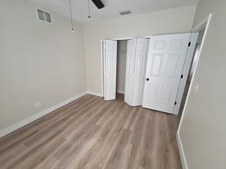 10347 Lakeside Vista Dr — Photo 7