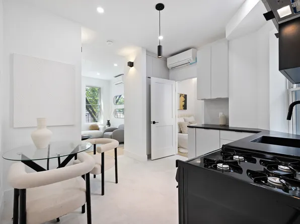 703 Coney Island Avenue image 8 of 18