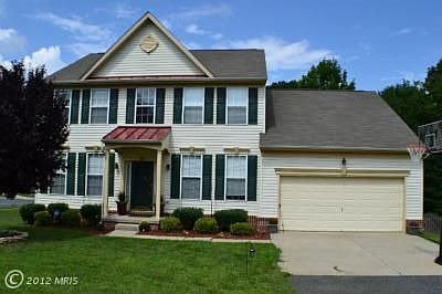 1st image of 302 Lane Ct