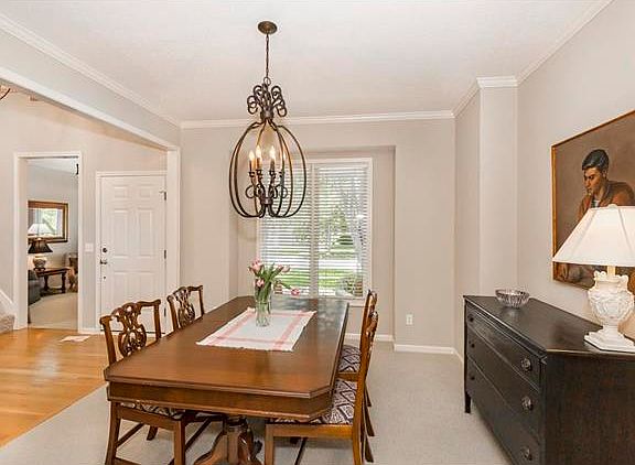 3rd image of 13111 Goddard Ln