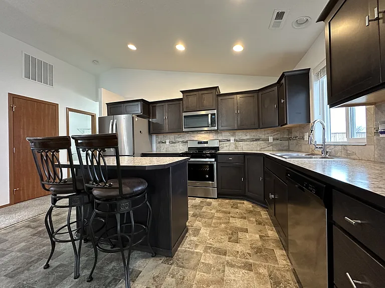 10324 W 9th Ave — Photo 10