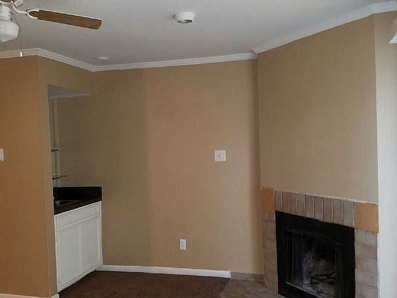3rd image of 11000 Kinghurst Dr Unit 123