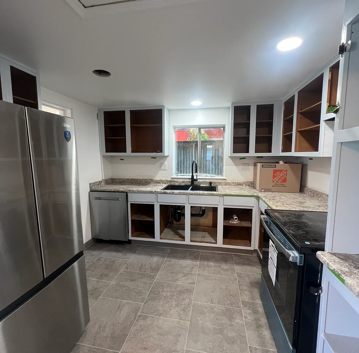 3 bed, 1308 sqft, $2,200 — Photo 3
