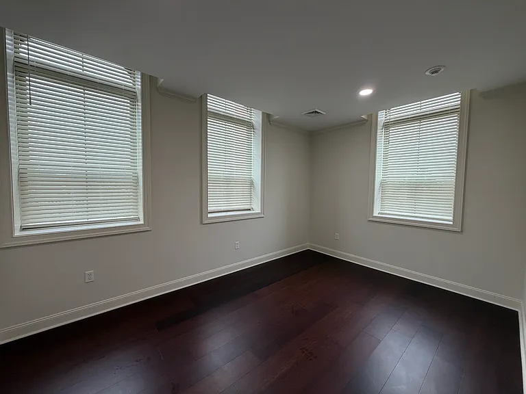 1200 Academy St #8 — Photo 10