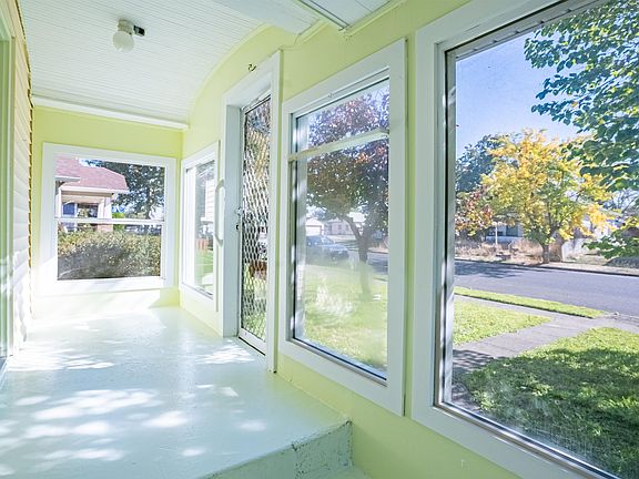 3rd image of 2014 W Shannon Ave