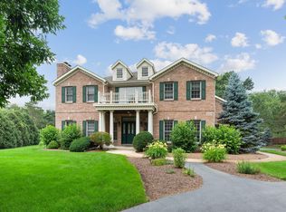 2803 Federal Ct, Crystal Lake, IL 60012