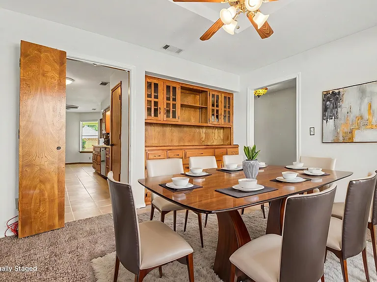 2313 Cliffside Dr — Photo 6