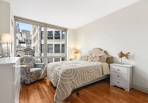 4th image of 39 E 29th St #17-D