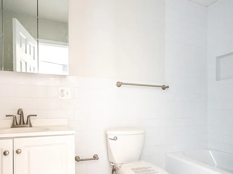 125 Cottage St #1 — Photo 7