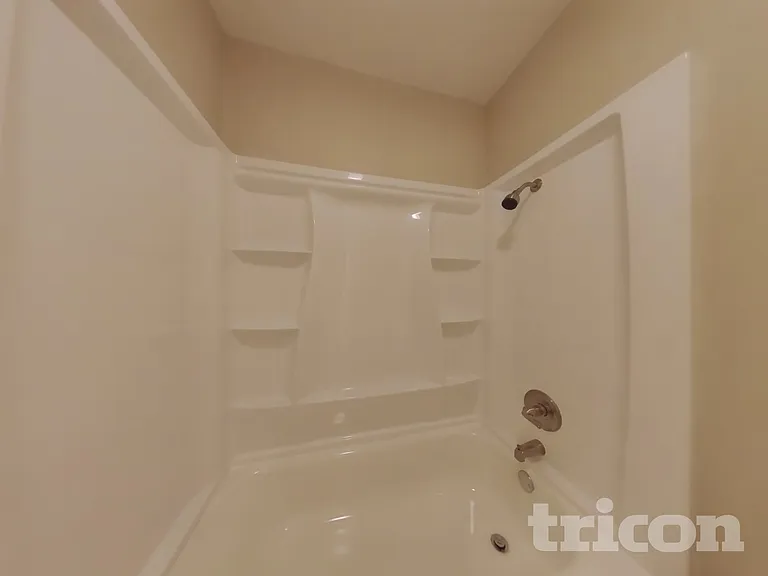 7527 Ledgebrook Dr — Photo 17