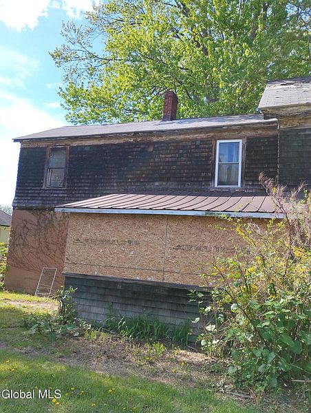 2nd image of 211 Elizabeth Street