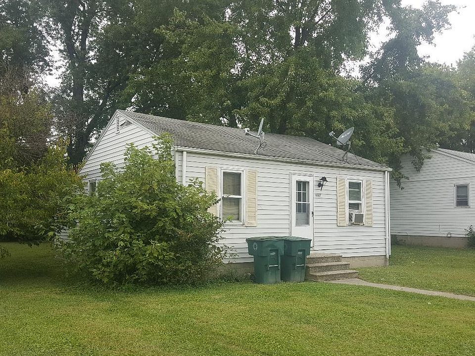 1st image of 1007 N Leland Ave