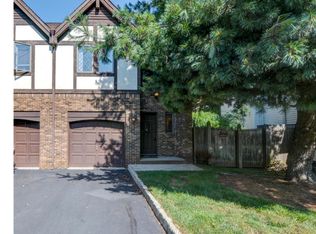9 Malanga Ct, Scotch Plains, NJ 07076