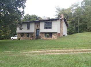 306A Rr 3, Grafton, WV 26354