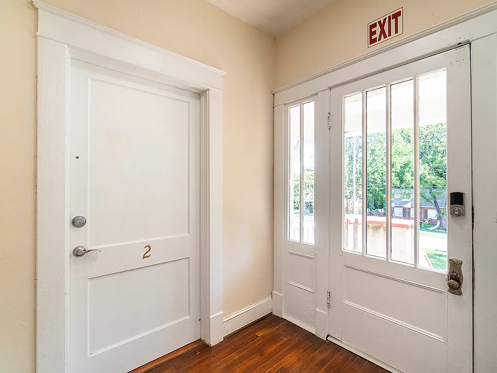 2 bed, 800 sqft, $1,100 — Photo 4