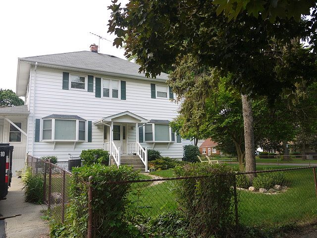 1st image of 100 N Wilmette Ave