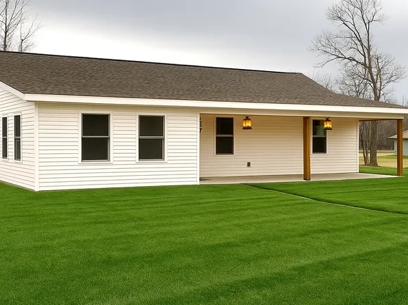 207 Ellen St, Marble, MN 55764