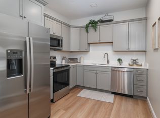 74 Rockingham Rd #103, Derry, NH 03038