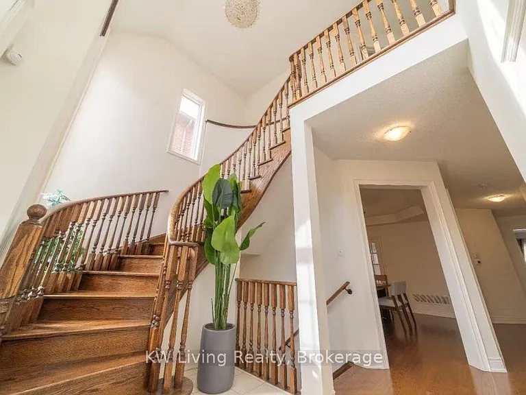 106 Hua Du Ave — Photo 3