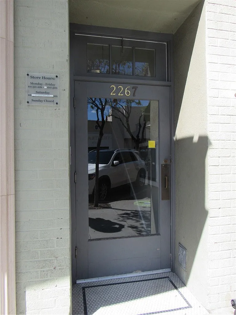 1 bed, 800 sqft, $2,500 — Photo 1