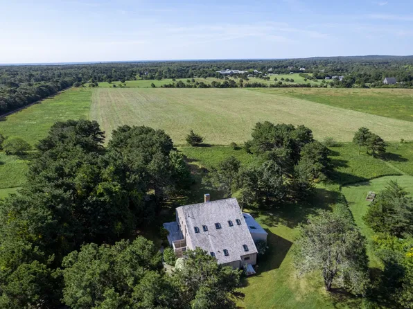 24 Alex Way, West Tisbury, MA 02575