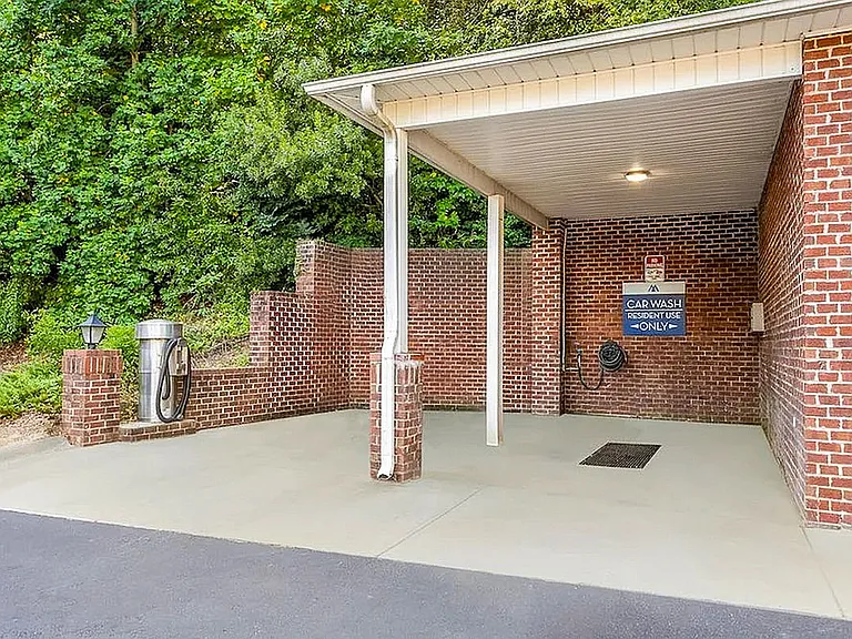 Car Care Center