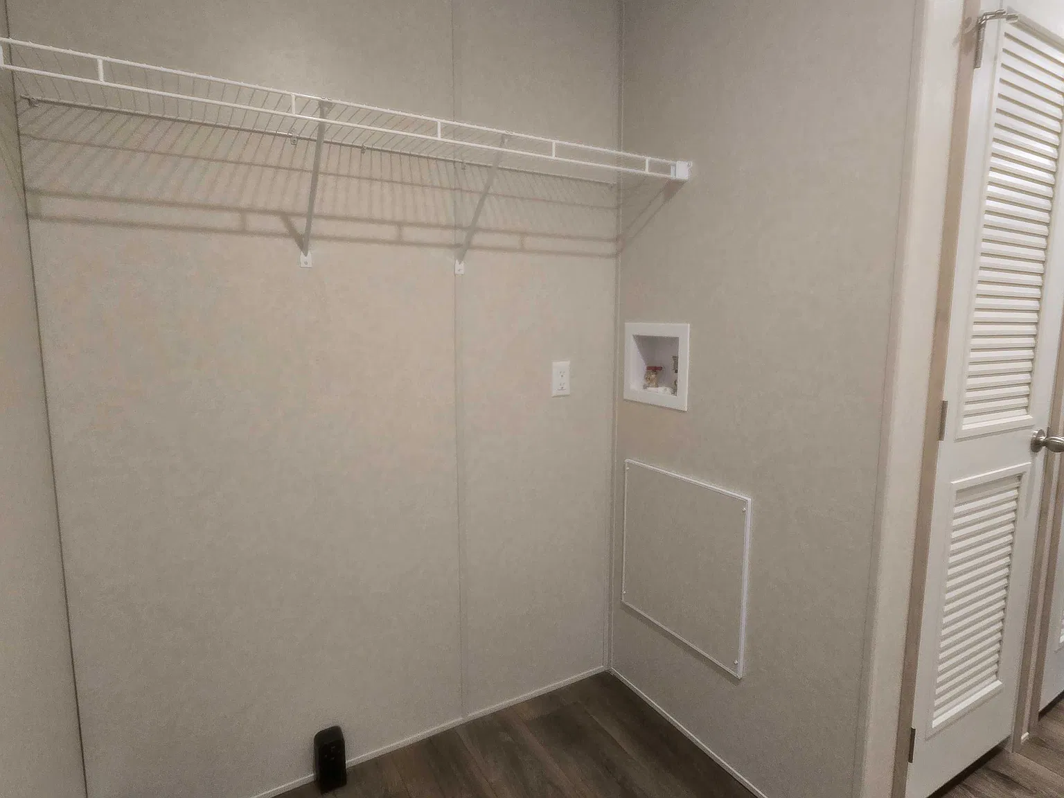 2050 Four Seasons Dr — Photo 4
