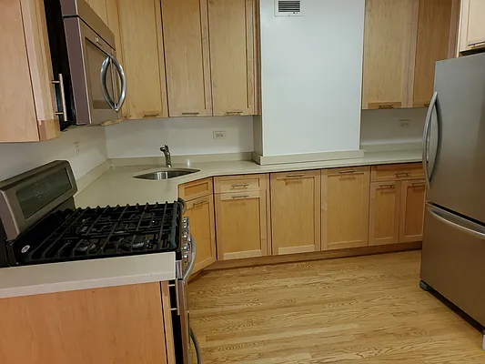 Rented by Corcoran | media 32