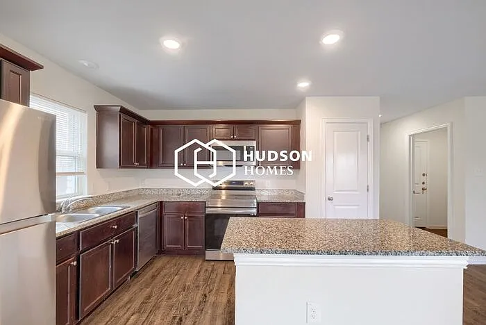 5946 Lake Superior St — Photo 5